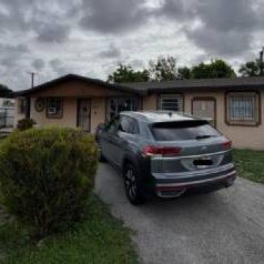 Investment Opportunity in Miami Gardens 33055.