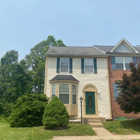 RARE Stafford VA End Unit Townhouse (NOT IN MLS).