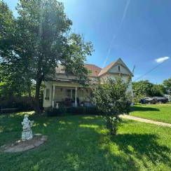 3/2 SFR House in Fort Worth,.