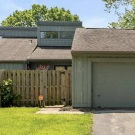 Avon Beginner Flip or Rental 3-Bed Condo!!