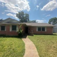 3/2 Brick Flip/Rental.
