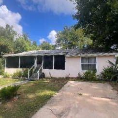 Deland Corner Lot Deal!