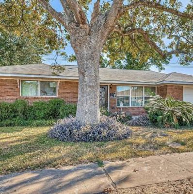 Off-Market Pasadena 3/1 brick ranch! Renovated!