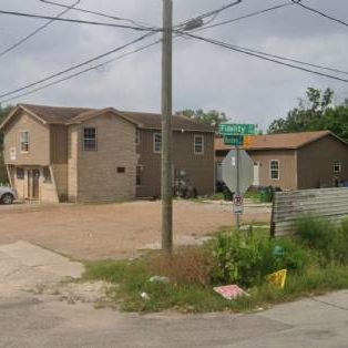 Cheap Multi-Family Deal in Houston - Corner Lot.
