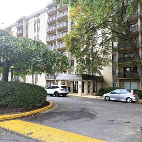 Falls Church VA Condo (NOT IN MLS).