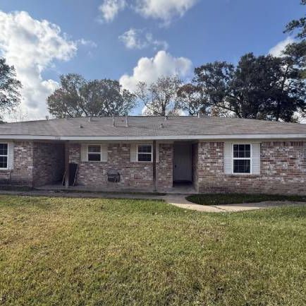 Investment Special Duplex in North Houston.