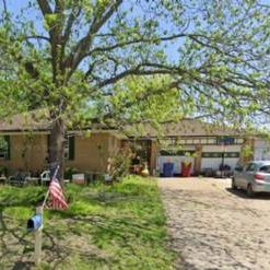 Colonial Acres 3Bd 2Bth.