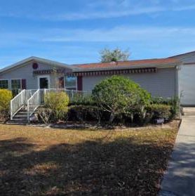 Wesley Chapel! Easy Flip-4 Bed 2 Bath Manufactured.