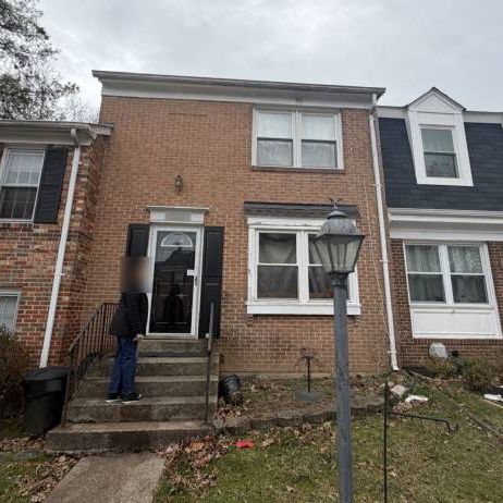 RARE Columbia, Howard Cty Townhouse (NOT IN MLS).