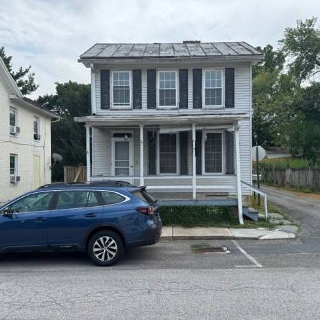 Rare Union Bridge, Carroll County Single Family.