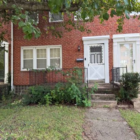 TOWSON / LOCH RAVEN VILLAGE | 3 BD.