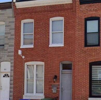 JOHNS HOPKINS EAGER PARK  BRICK ROW HOME.